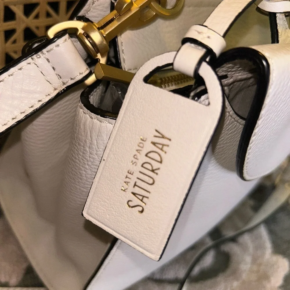 Euc Kate spade Saturday crossbody bag